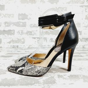 Vince Camuto Lyla Snake Print Ankle Strap Black White Stiletto Heels O206